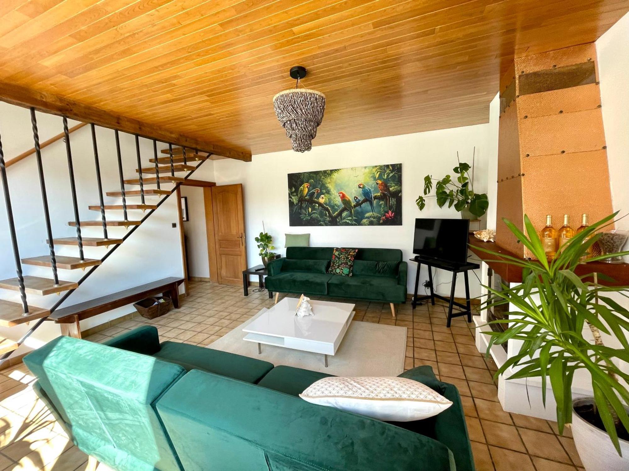 Homestay Villa O Виртон Экстерьер фото